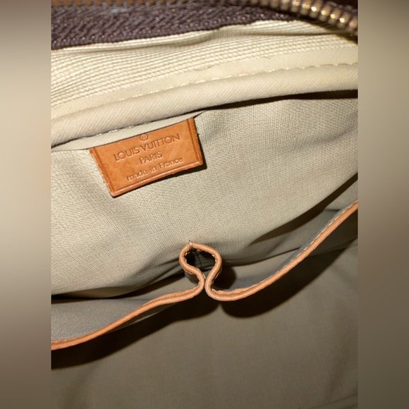 ✅AUTHENTIC DEAUVILLE LARGE BAG LOUIS VUITTON - Picture 4 of 15